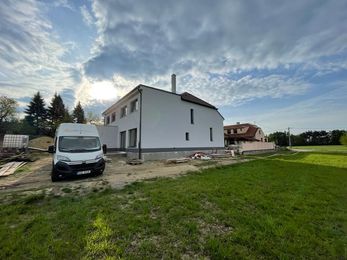 RD HOSTĚNICE