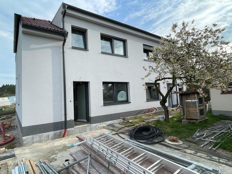 RD HOSTĚNICE