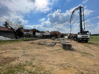 RD HOSTĚNICE